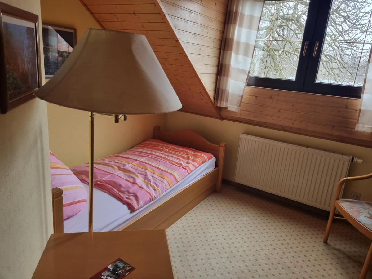 Altes Teichhaus - Pension Ottendorf-Okrilla Ngoại thất bức ảnh